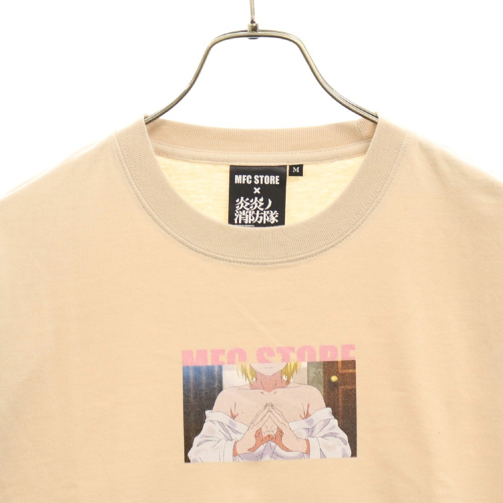 MFC STORE(エムエフシーストア) × 炎炎ノ消防隊 アイリス ラートム 半袖Tシャツ ベージュ MFC21S-TP-0123