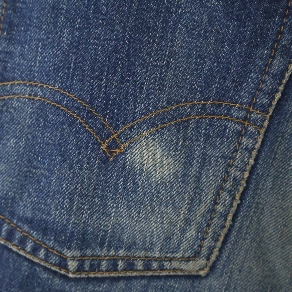 Levi's(リーバイス) 70s VINTAGE 501 66前期 スモールe ボタン裏刻印6 平行ステッチ ボタンフライ3つ