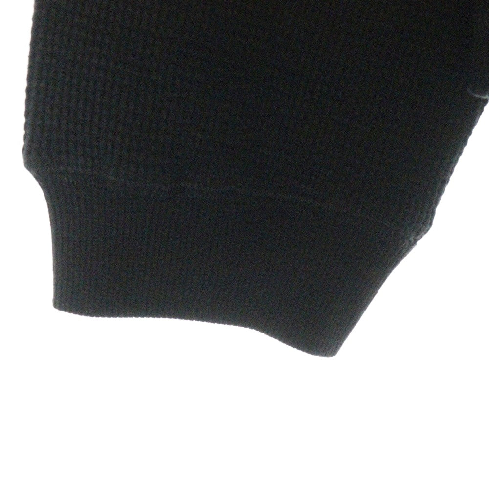 THUG CLUB(サグクラブ) 25SS CHOPPER GARAGE SWEAT チョッパー ガレージロゴスタッズ装飾スウェットトレーナー ブラック TCSS25019