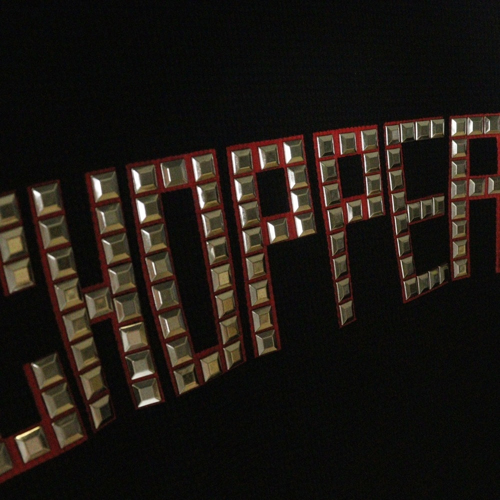 THUG CLUB(サグクラブ) 25SS CHOPPER GARAGE SWEAT チョッパー ガレージロゴスタッズ装飾スウェットトレーナー ブラック TCSS25019