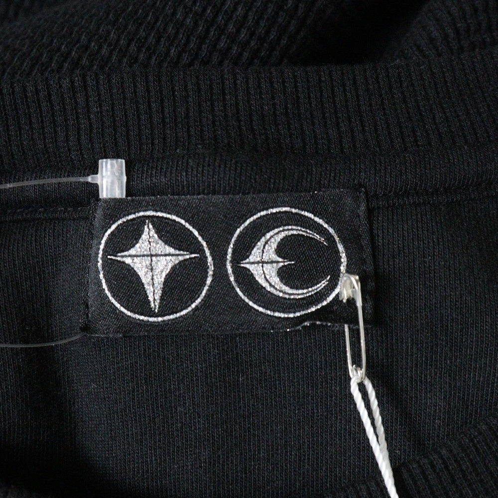 THUG CLUB(サグクラブ) 25SS CHOPPER GARAGE SWEAT チョッパー ガレージロゴスタッズ装飾スウェットトレーナー ブラック TCSS25019
