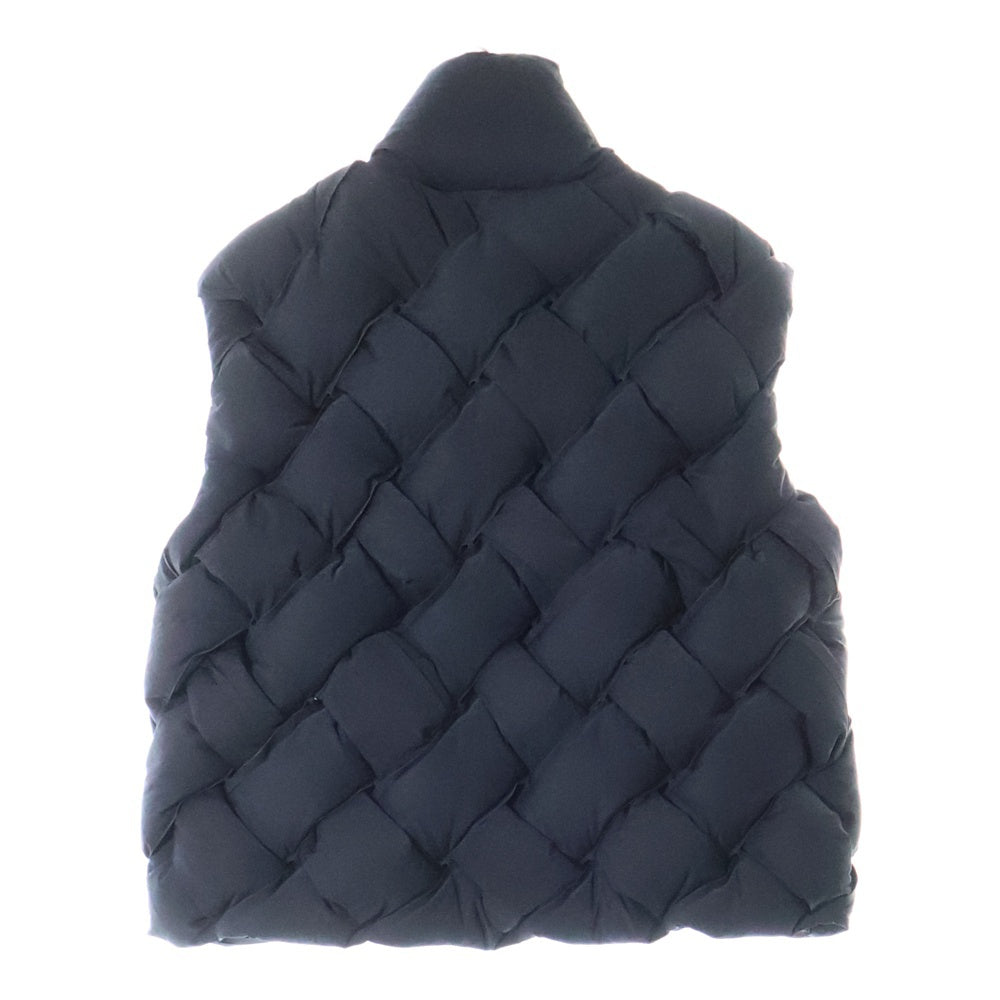BOTTEGA VENETA(ボッテガヴェネタ) イントレチャート テクニカルナイロン ダウンベスト 664055 VF4K0 ダウンジャケット アウター ブラック