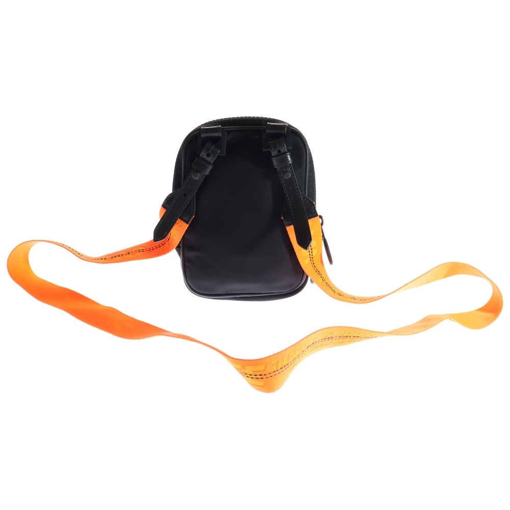 OFF-WHITE(オフホワイト) 2ポケット ショルダーバッグ OMNA025S18888008 ブラック