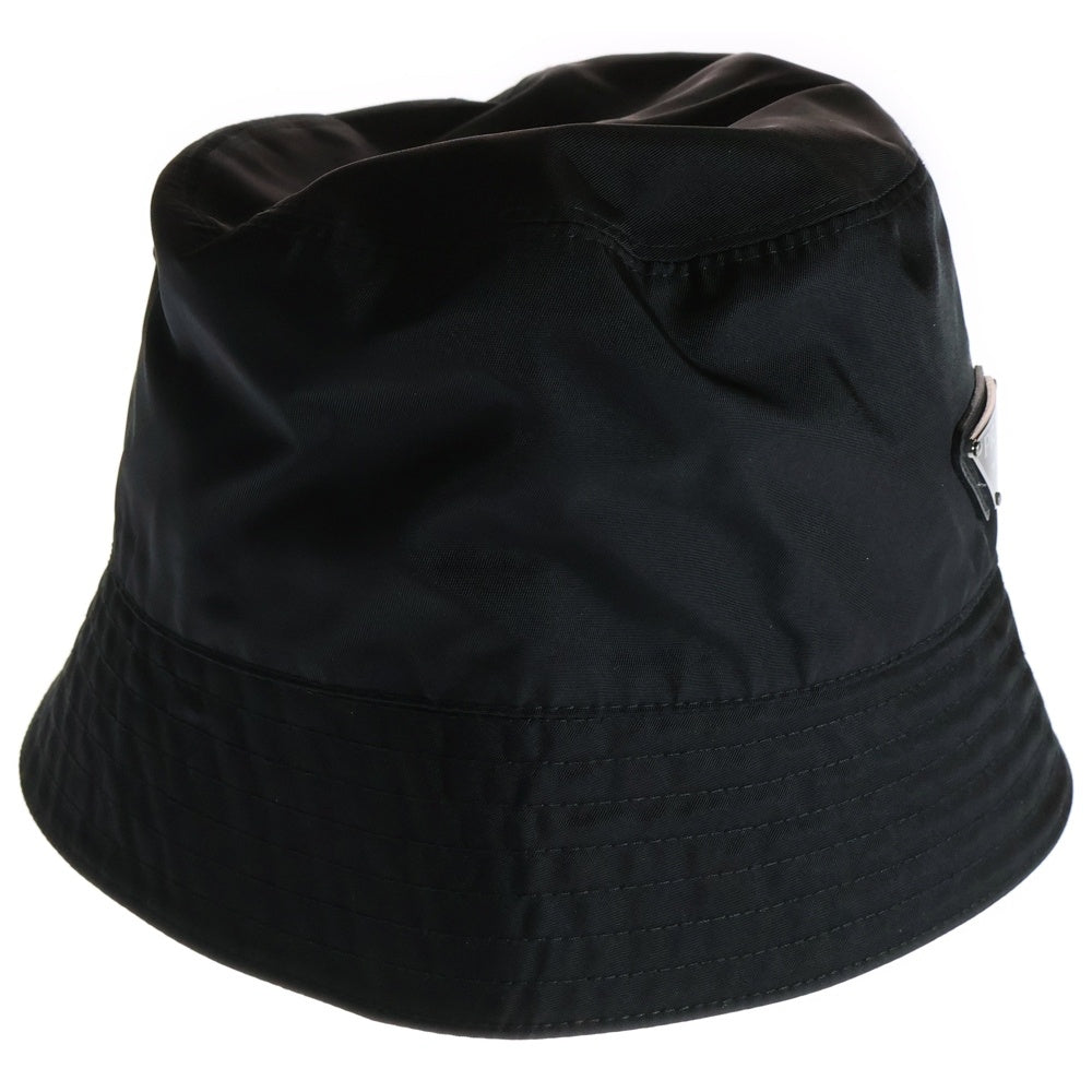 PRADA(プラダ) RE-NYLON リナイロン トライアングルプレート バケットハット 帽子 2HC137 5EC0 ブラック