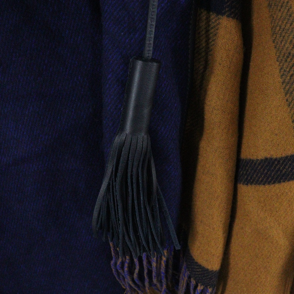 HERMES(エルメス) 22AW HIGHLANDS REVERSIBLE PONCHO ハイランド タッセル付きリバーシブルウールポンチョ ネイビー/ブラウン レディース