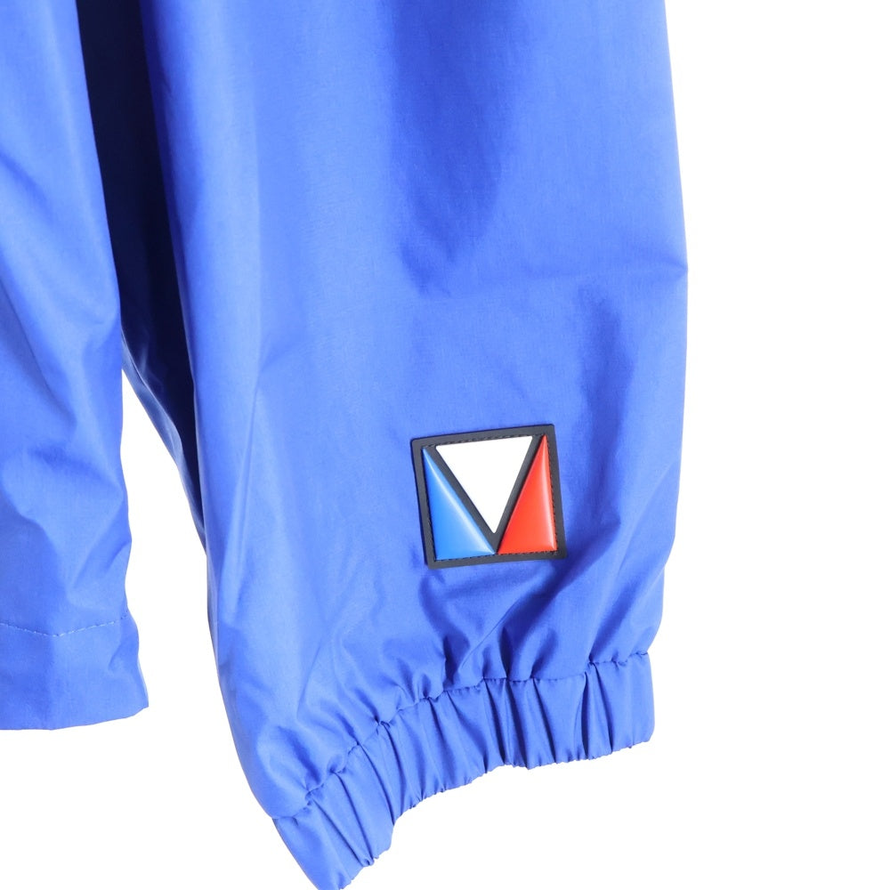 LOUIS VUITTON(ルイヴィトン) 24AW アメリカズカップ ロゴワッペン ナイロンウィンドブレーカー ジャケット ブルー RM242MH PHG HRB31W