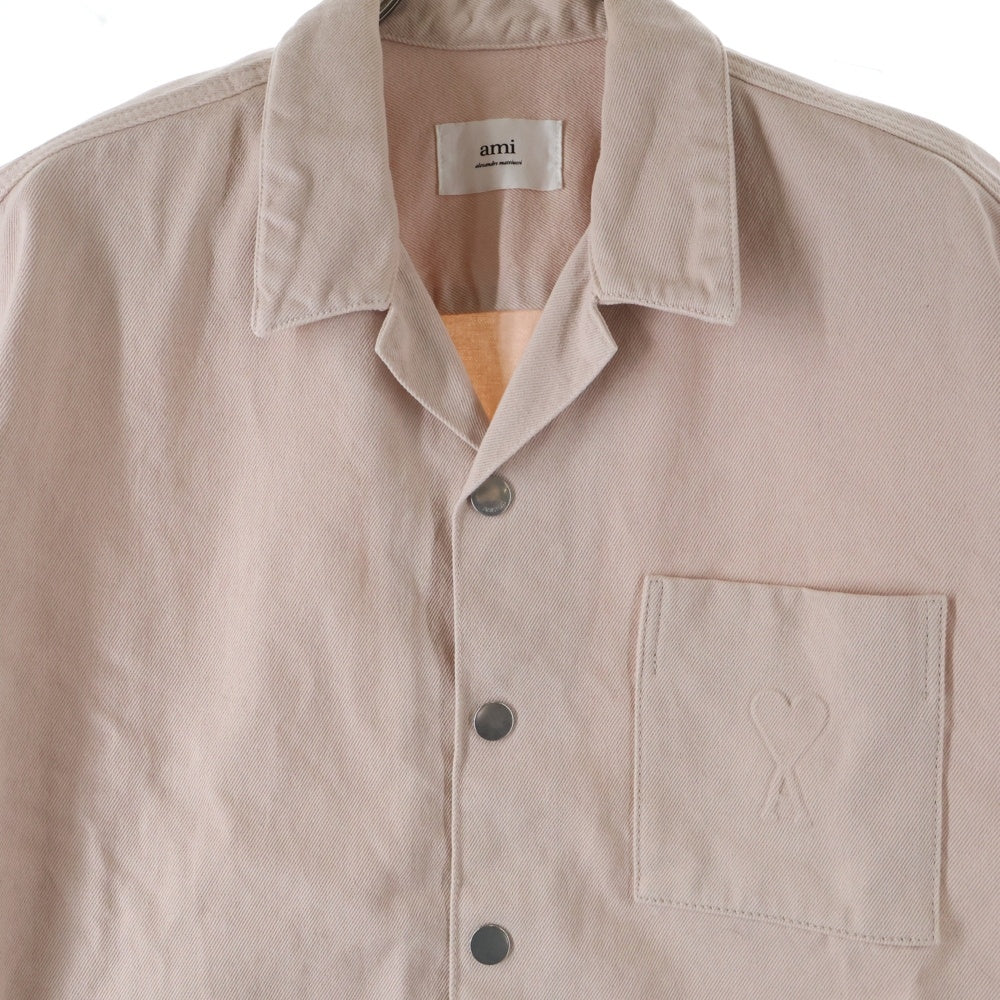 AMI Alexandre Mattiussi(アミアレクサンドルマテュッシ) Ami de Coeur アミ ドゥ クール ハート エンボスロゴ コットン スナップボタン 半袖シャツ ジャケット ピンク SPHSH219.DE0044