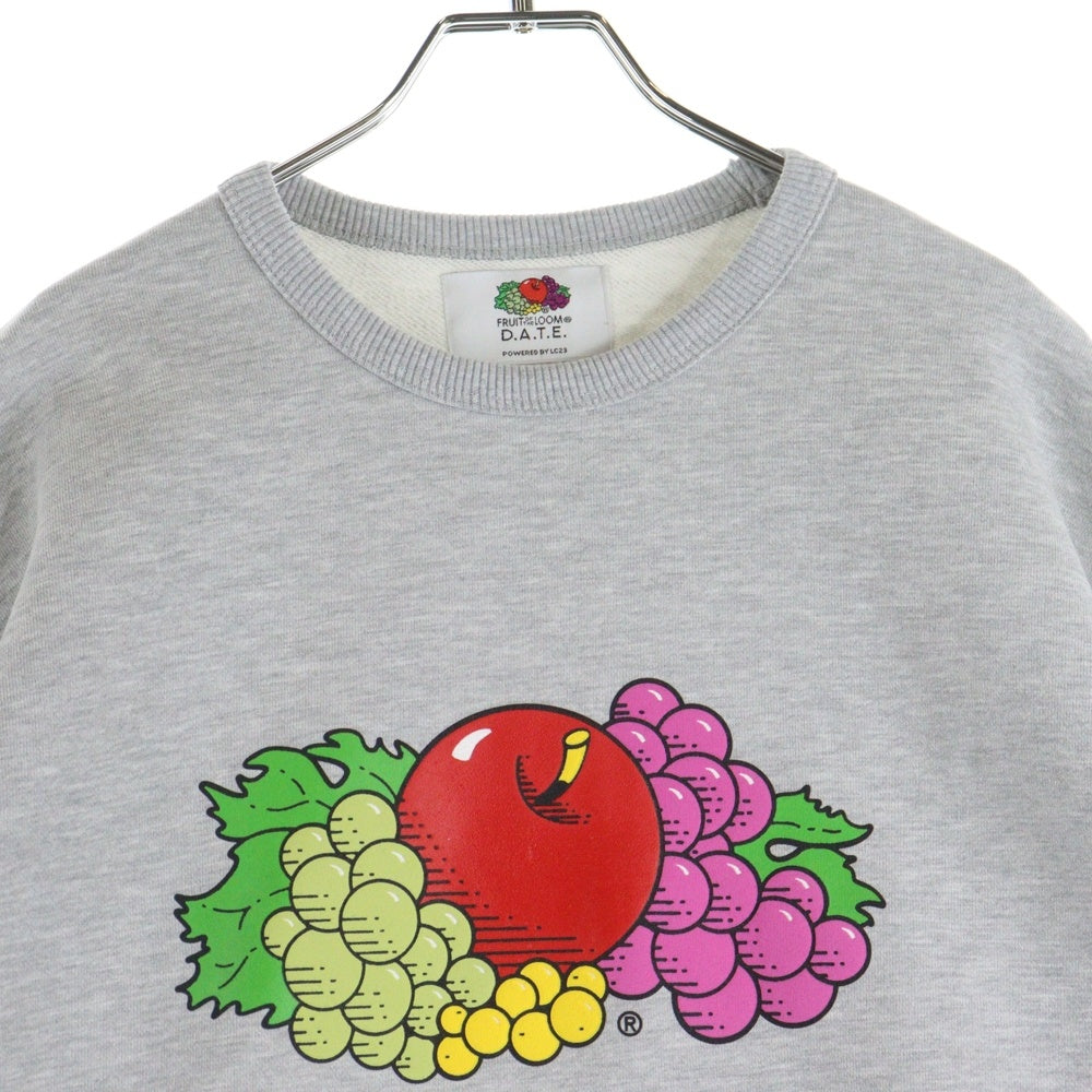 FRUIT OF THE LOOM(フルーツオブザルーム) ×D.A.T.E. デイト ロゴプリント クルーネックスウェットトレーナー グレー