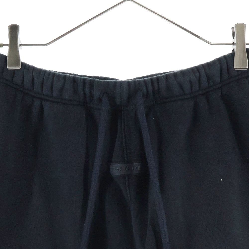 FEAR OF GOD ESSENTIALS(フィアオブゴッド エッセンシャルズ) ラバーロゴパッチ スウェットパンツ ブラック
