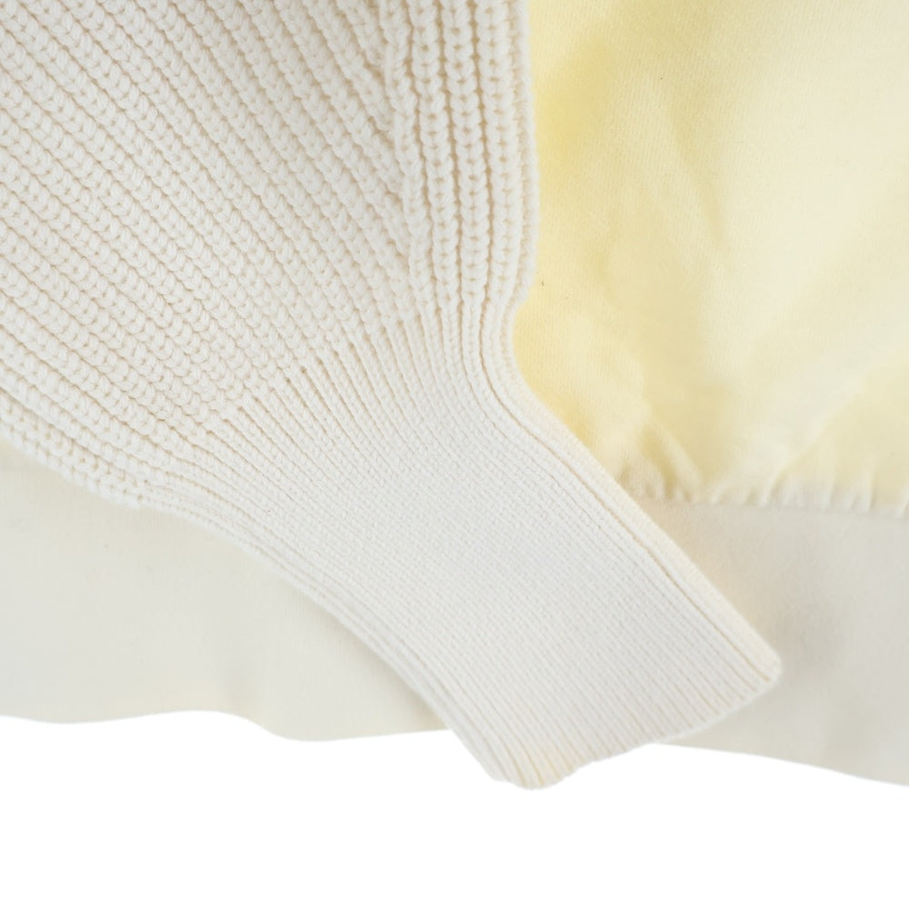 MONCLER(モンクレール) ロゴ刺繍 ニット切替 クルーネックスウェットトレーナー E10938063200 アイボリー