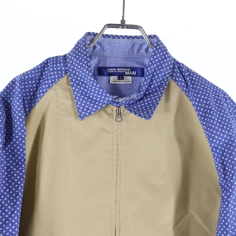 JUNYA WATANABE COMME des GARCONS(ジュンヤワタナベ コムデギャルソン) 20SS 綿エステルギャバ×綿ブロードプリントジップアップジャケット ベージュ/ブルー WE-B017