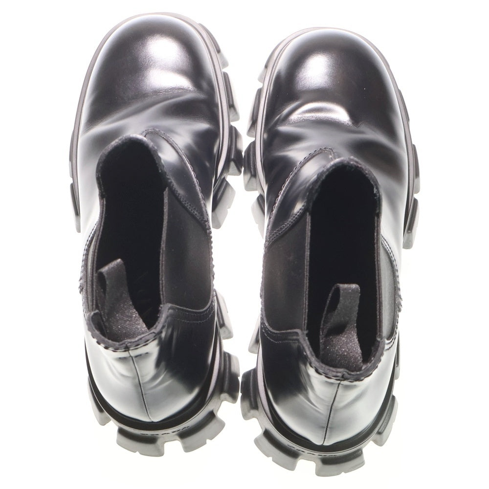 PRADA(プラダ) モノリス ブラッシュドレザー チェルシー サイドゴアブーツ ブラック 2TE174