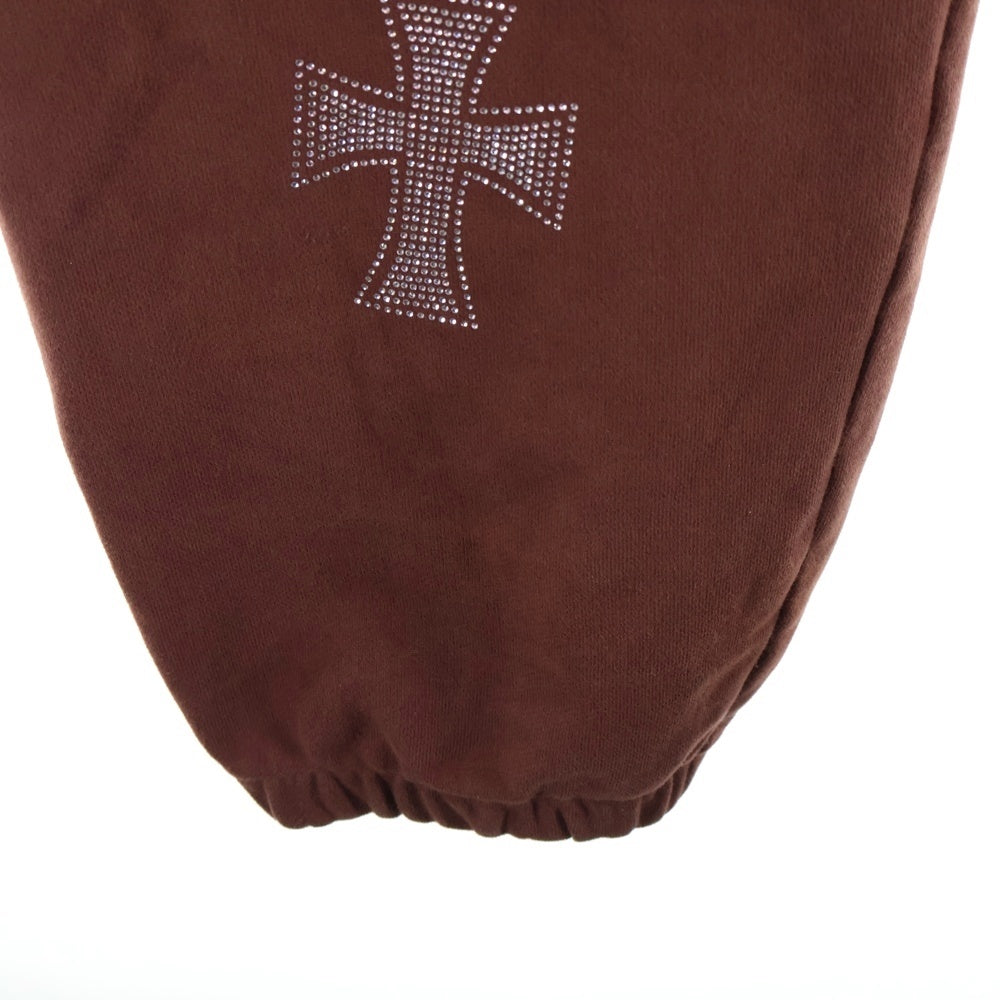 UNKNOWN LONDON(アンノーンロンドン) クロスモチーフ ラインストーン スウェットパンツ ブラウン