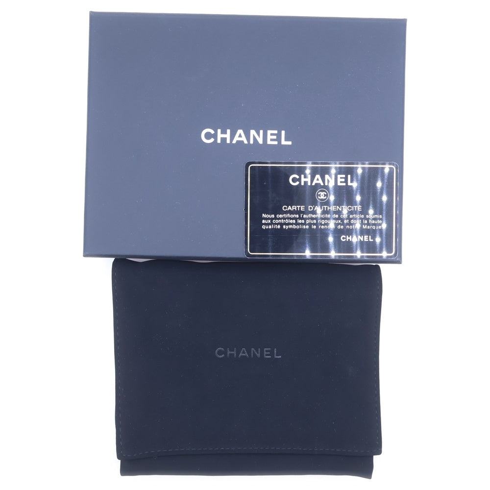 CHANEL(シャネル) キャビアスキン ココマーク フィリグリーコンパクトウォレット 三つ折り財布 ブラック AP0375 レディース