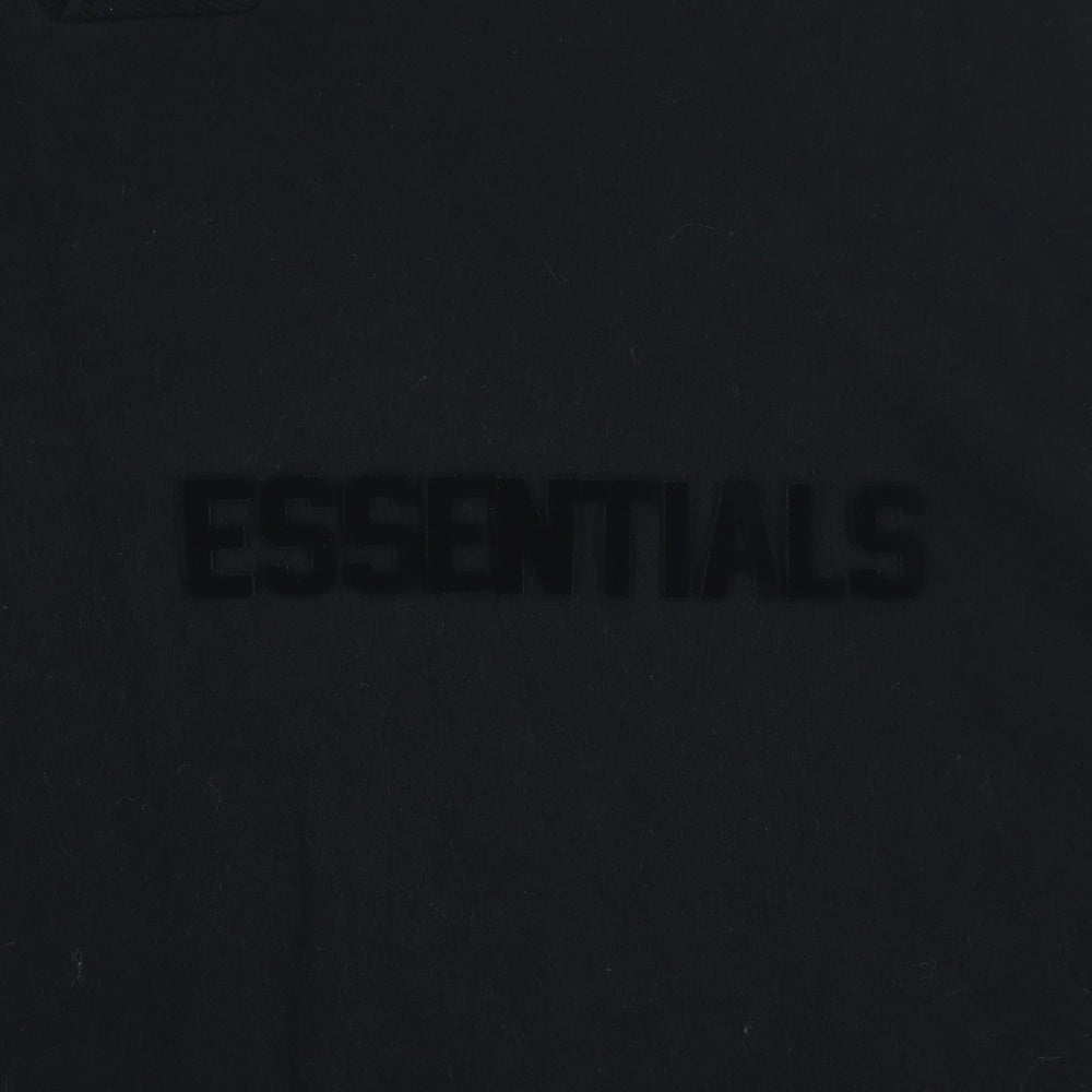 FEAR OF GOD ESSENTIALS(フィアオブゴッド エッセンシャルズ) S/S V NECK T-SHIRT ラバーロゴ Vネック半袖Tシャツ ブラック