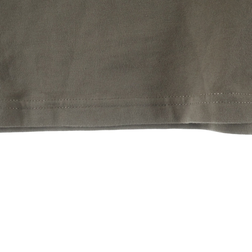 FEAR OF GOD ESSENTIALS(フィアオブゴッド エッセンシャルズ) S/S POLO SHIRT バックラバーロゴ 半袖ポロシャツ ベージュ