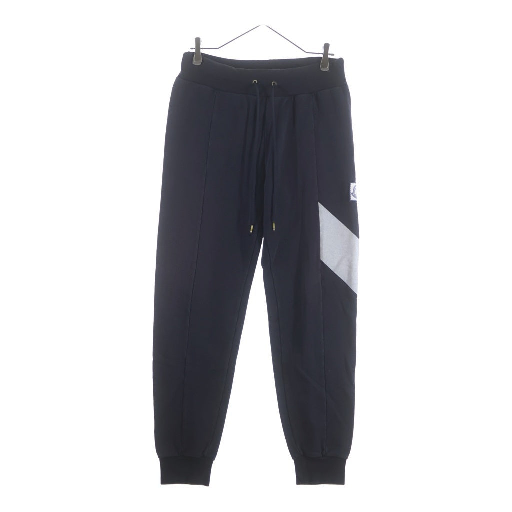 MONCLER GAMME BLEU(モンクレール・ガム・ブルー) PANTALONE ロゴワッペン スウェットパンツ ネイビー B23918703150