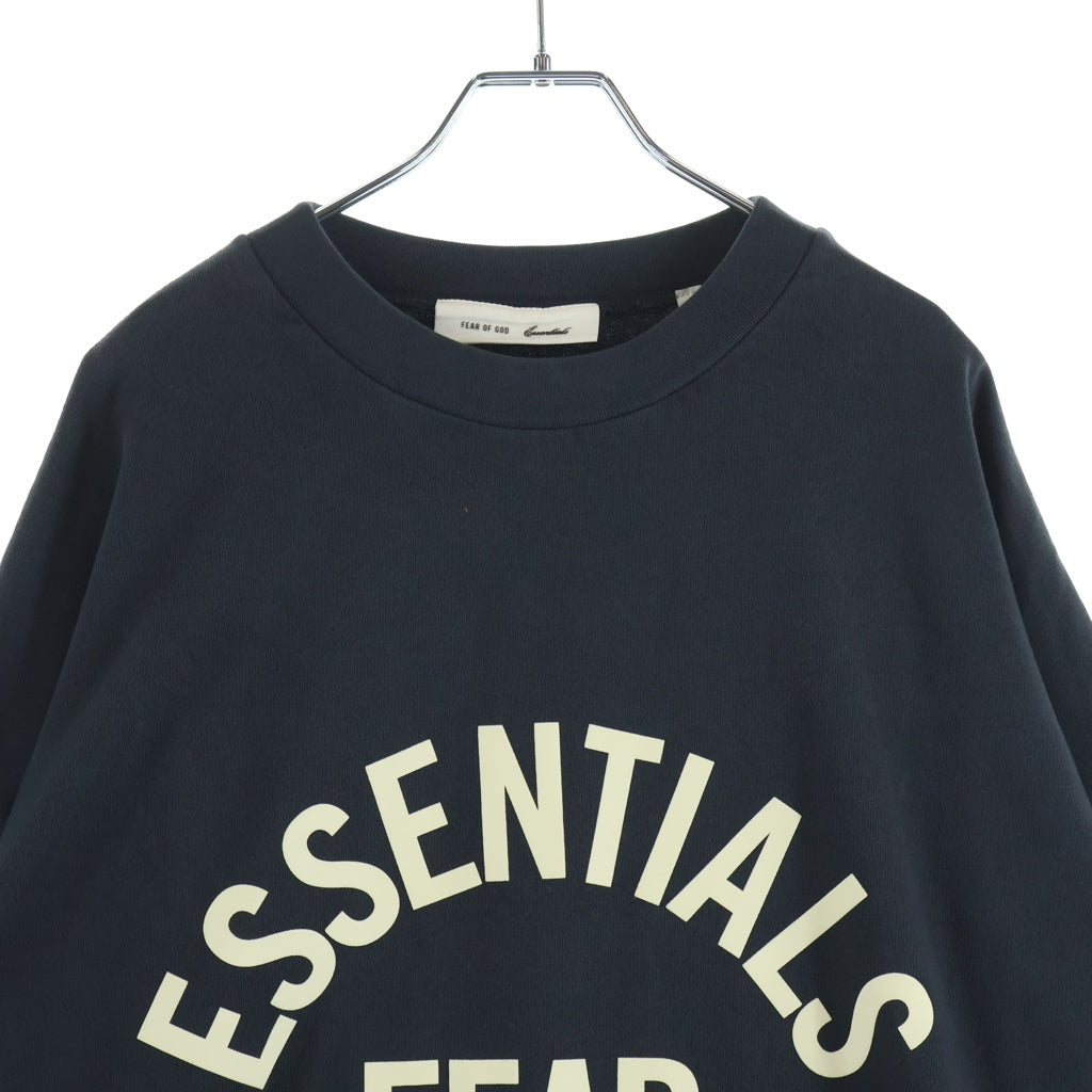 FEAR OF GOD ESSENTIALS(フィアオブゴッド エッセンシャルズ) CAMPUS 90'S LONG SLEEVE TEE フロントロゴ オーバーサイズ ロングスリーブ長袖Tシャツ ブラック