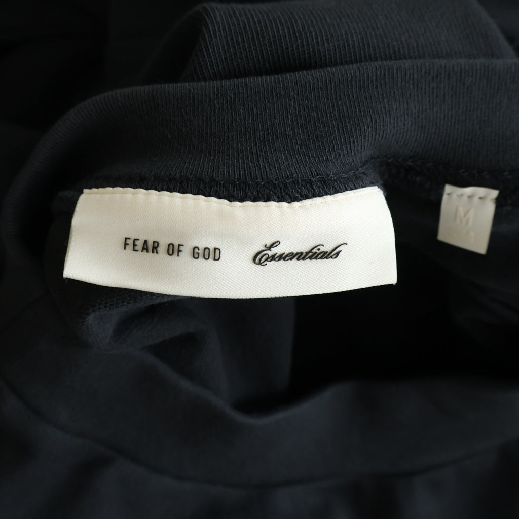 FEAR OF GOD ESSENTIALS(フィアオブゴッド エッセンシャルズ) CAMPUS 90'S LONG SLEEVE TEE フロントロゴ オーバーサイズ ロングスリーブ長袖Tシャツ ブラック