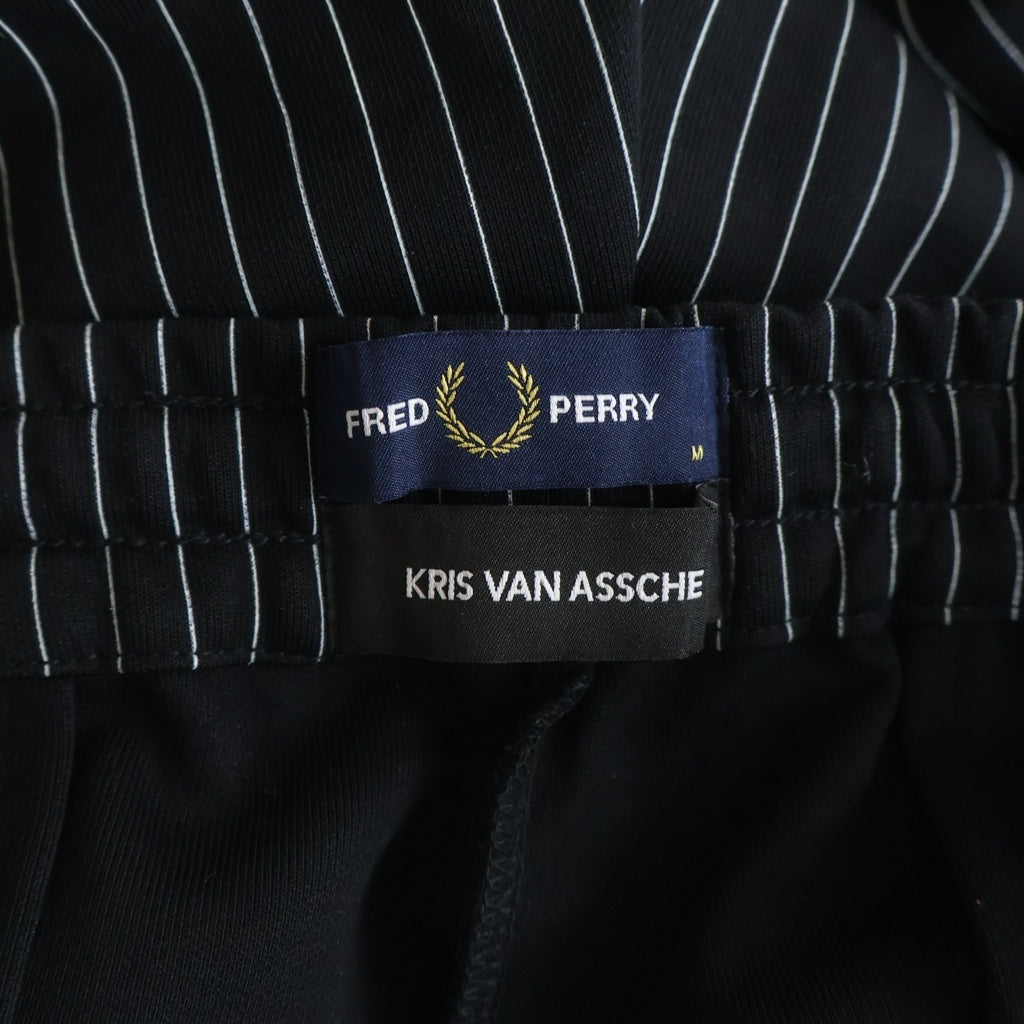 FRED PERRY(フレッドペリー) × KRIS VAN ASSCHE Pinstripe Track Pants ST2101 ×クリスヴァンアッシュ ピンストライプ トラックパンツ ブラック