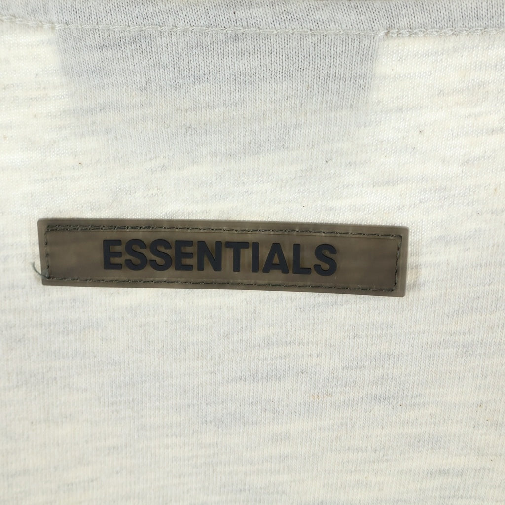 FEAR OF GOD ESSENTIALS(フィアオブゴッド エッセンシャルズ) S/S T-SHIRT バックラバーロゴ 半袖Tシャツ グレージュ