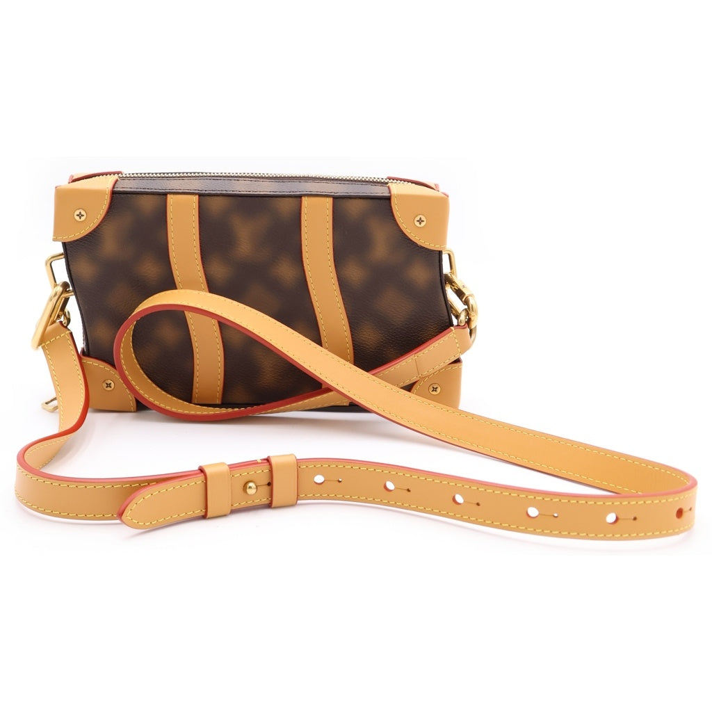 LOUIS VUITTON(ルイヴィトン) ディスイズ ノット モノグラム ソフトトランク レザーショルダーバッグ ブラウン M81580 レディース