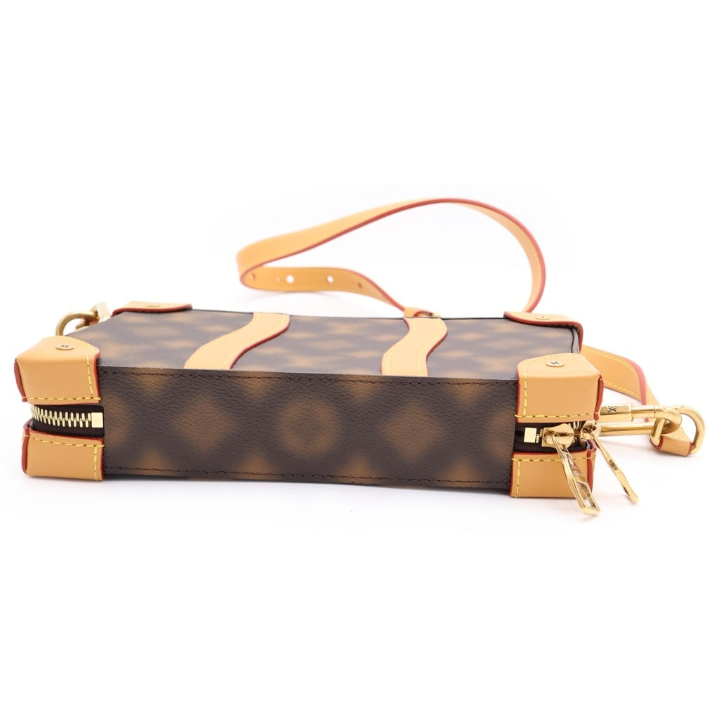 LOUIS VUITTON(ルイヴィトン) ディスイズ ノット モノグラム ソフトトランク レザーショルダーバッグ ブラウン M81580 レディース