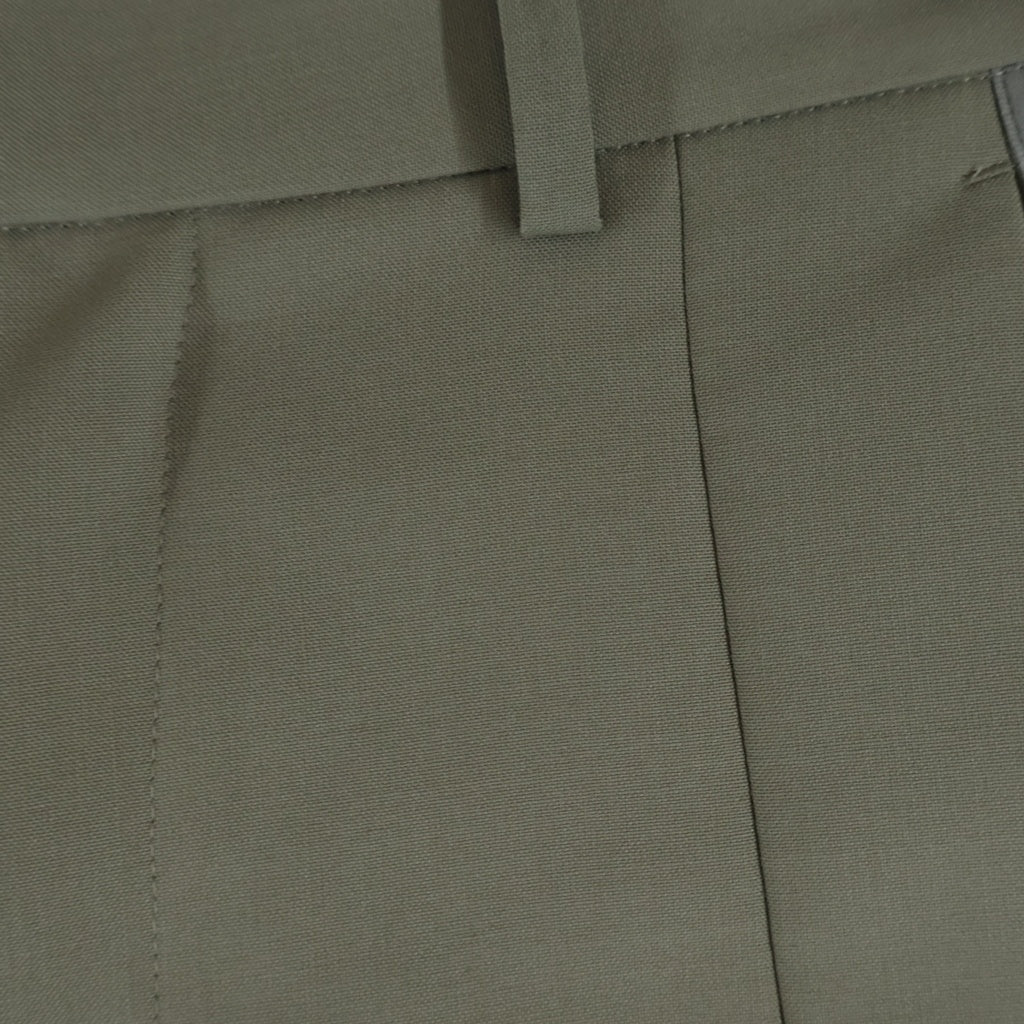 Sacai(サカイ) 25SS Suiting Shorts 25-07644 スーチング プリーツ ショーツ ハーフパンツ レディース カーキ