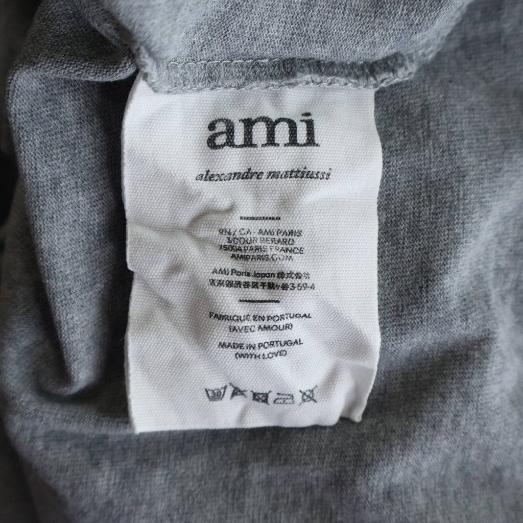 AMI Alexandre Mattiussi(アミアレクサンドルマテュッシ) T-Shirt ハートロゴ刺繍 半袖Tシャツ グレー E21HJ128.726