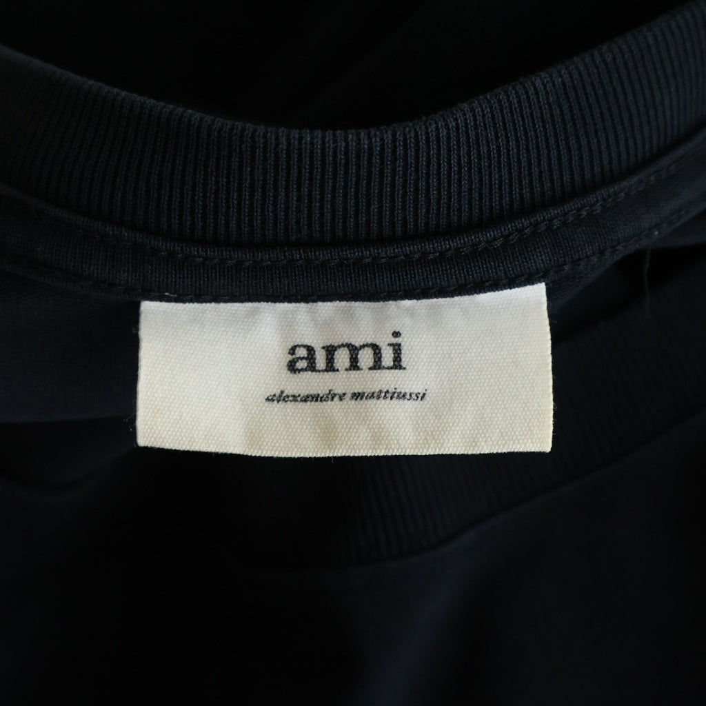 AMI Alexandre Mattiussi(アミアレクサンドルマテュッシ) T-Shirt ハートロゴ刺繍 半袖Tシャツ ブラック A21HJ128.726