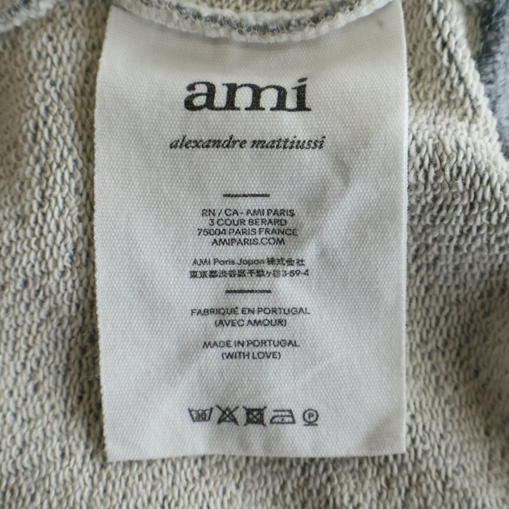 AMI Alexandre Mattiussi(アミアレクサンドルマテュッシ) Sweatshirt ハートロゴ クルーネックスウェットトレーナー グレー A21HJ007.730