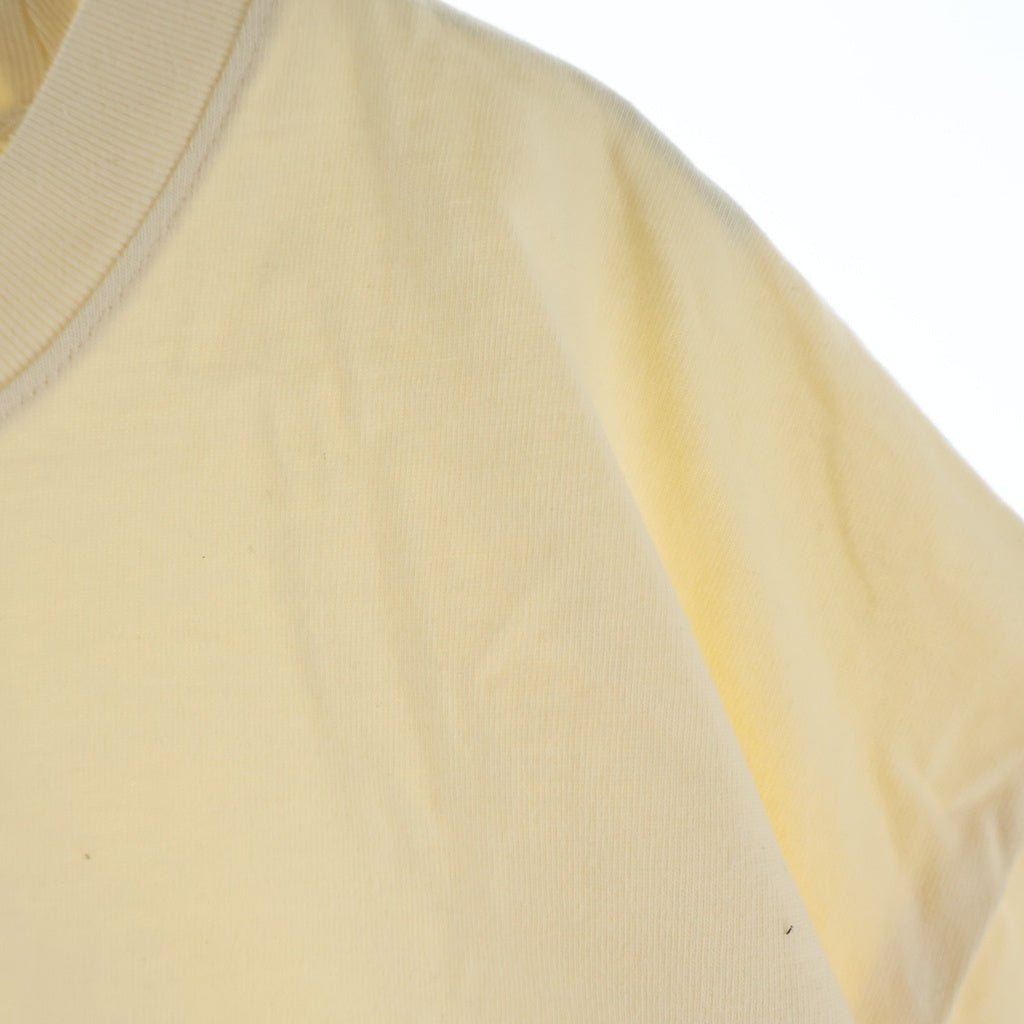 FEAR OF GOD ESSENTIALS(フィアオブゴッド エッセンシャルズ) S/S T-SHIRT ラバーロゴ 半袖Tシャツ アイボリー