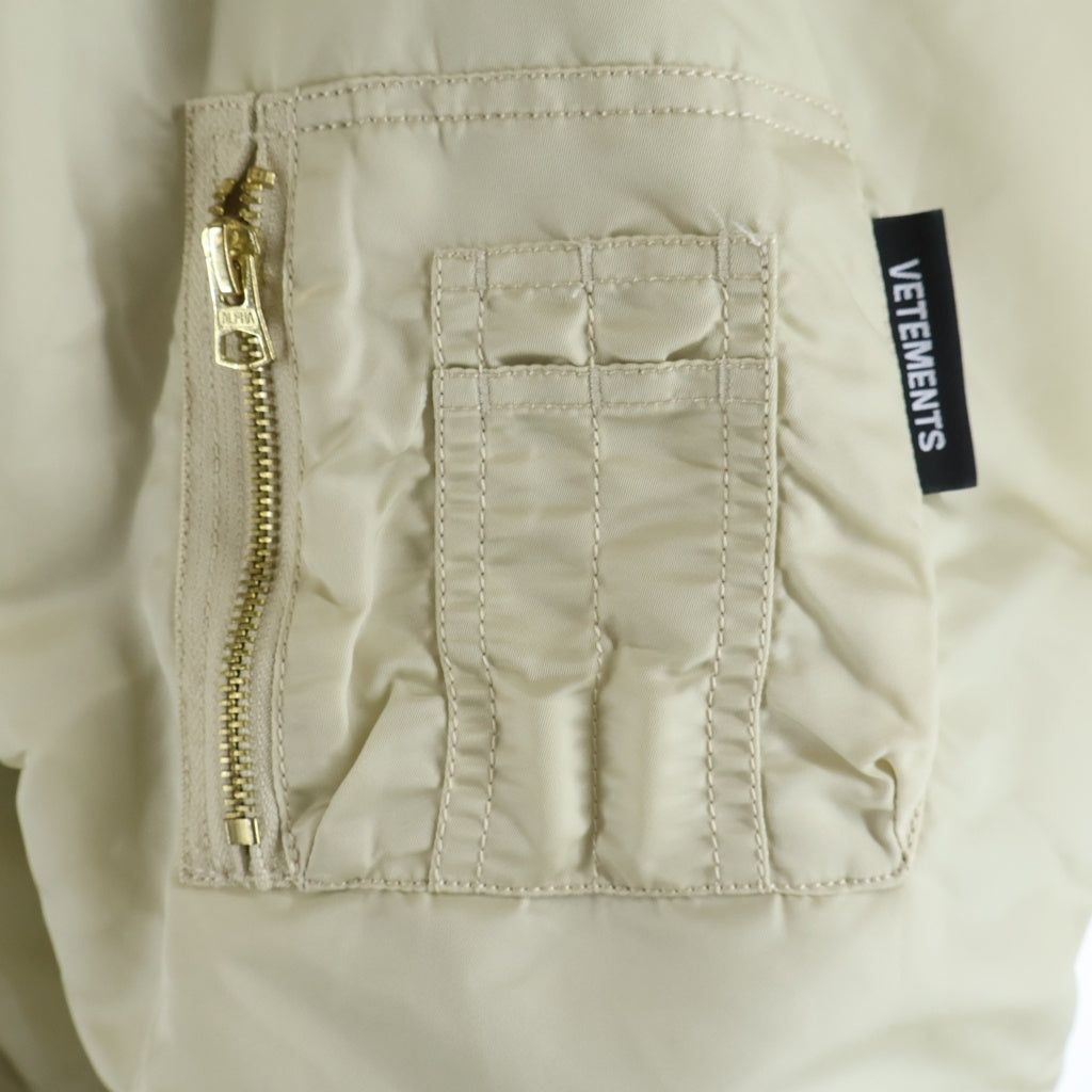 VETEMENTS(ヴェトモン) ×ALPHA Double Zip Bomber Jacket アルファ インダストリーズ ダブルジップ リバーシブルボンバージャケット ブラック/ベージュ UE63JA121B
