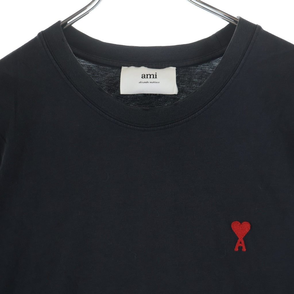 AMI Alexandre Mattiussi(アミアレクサンドルマテュッシ) T-Shirt ハートロゴ刺繍 半袖Tシャツ ブラック BFUTS001.724 BFUTS001.724