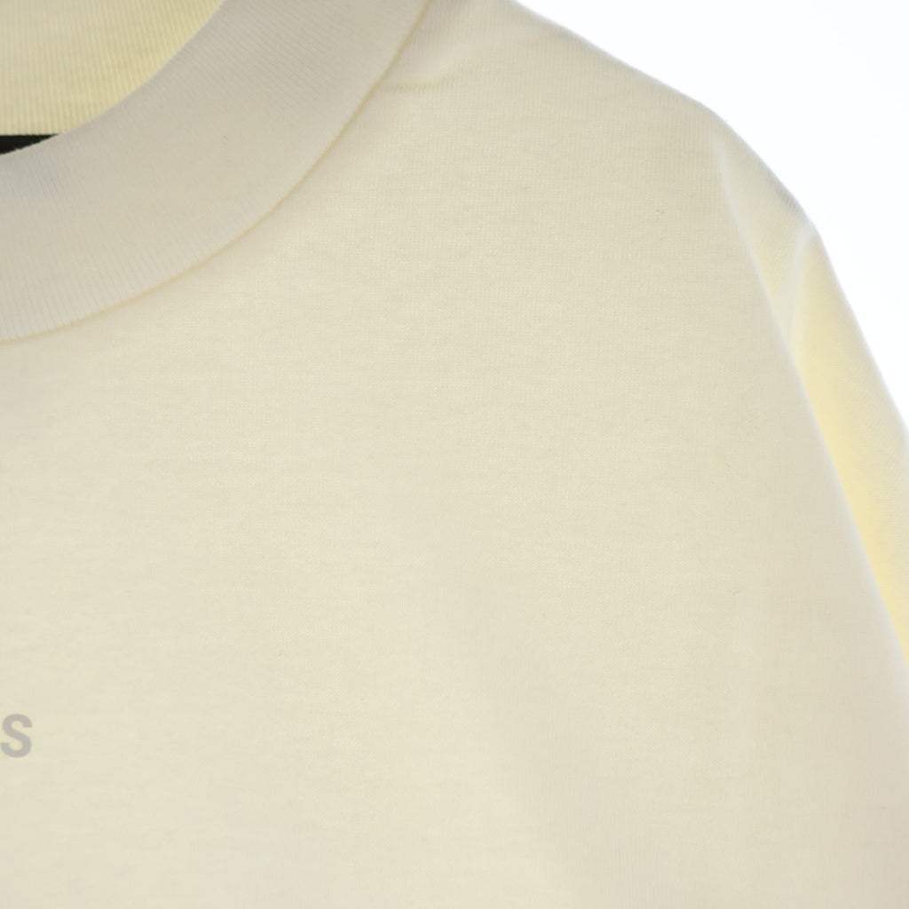 FEAR OF GOD ESSENTIALS(フィアオブゴッド エッセンシャルズ) S/S T-SHIRT ラバーロゴ 半袖Tシャツ アイボリー