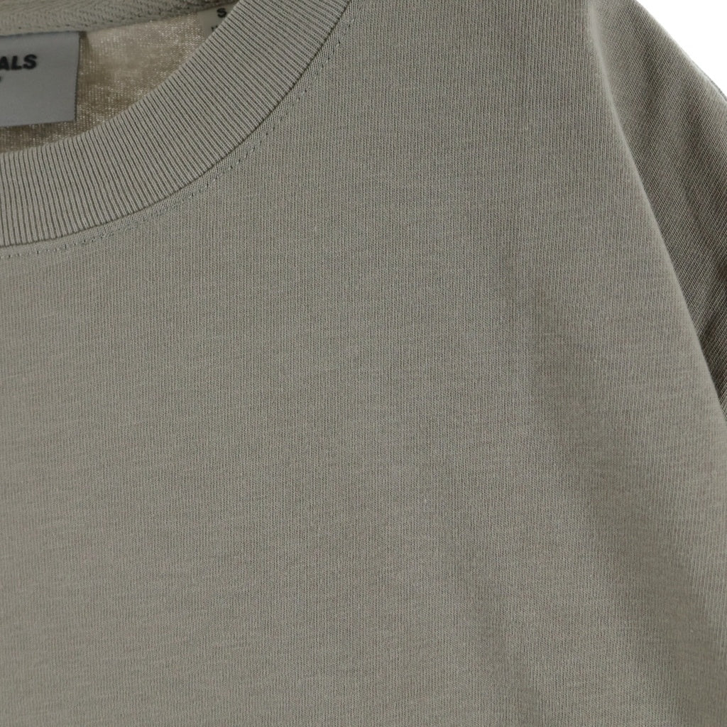 FEAR OF GOD ESSENTIALS(フィアオブゴッド エッセンシャルズ) S/S T-SHIRT バックラバーロゴ 半袖Tシャツ ベージュ