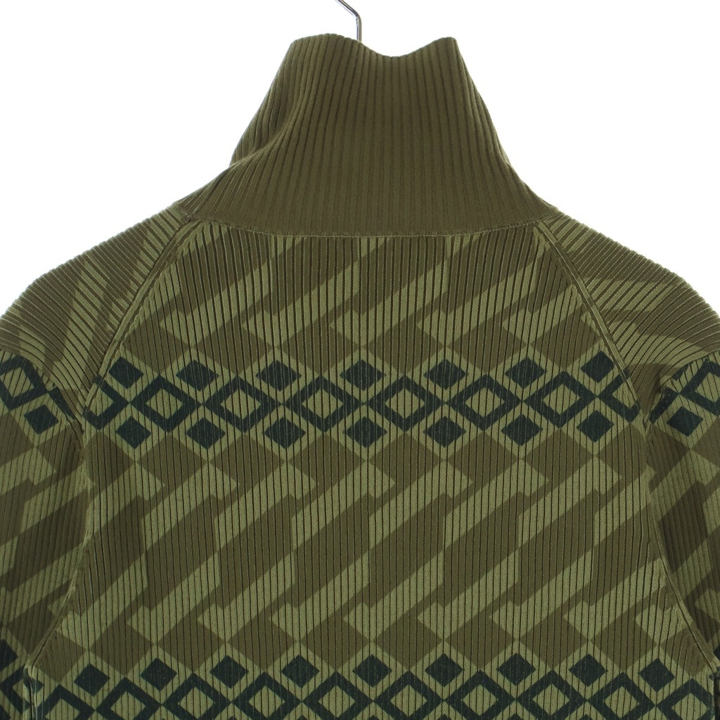 Acne Studios(アクネ ストゥディオズ) 幾何学模様 リブプリーツ加工 プリーツタートルネックニット グリーン