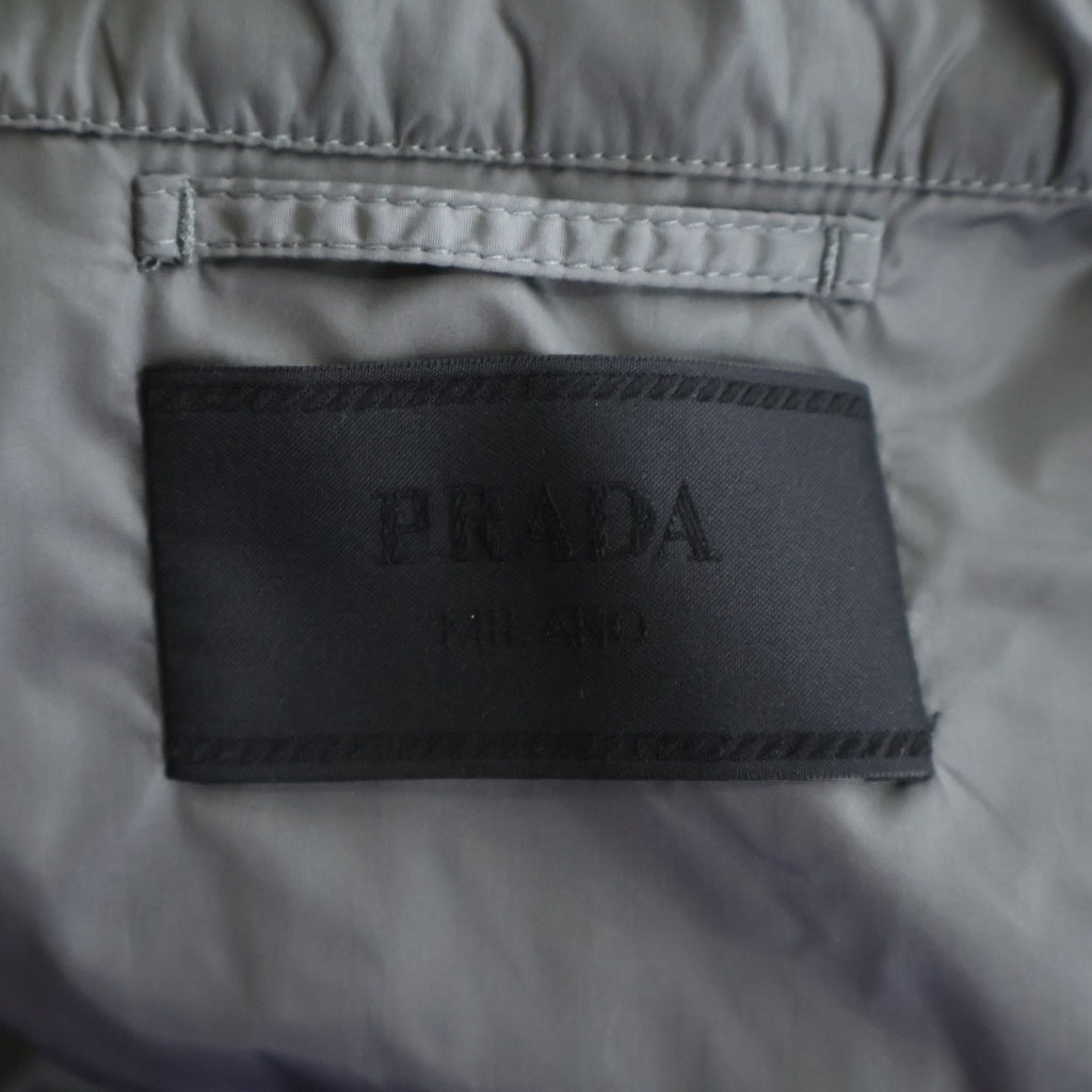 PRADA(プラダ) 24AW Light Technical Fabric Jacket トライアングルロゴ ライトテクニカル ファブリックジャケット ナイロンジャケット シルバー SGC622