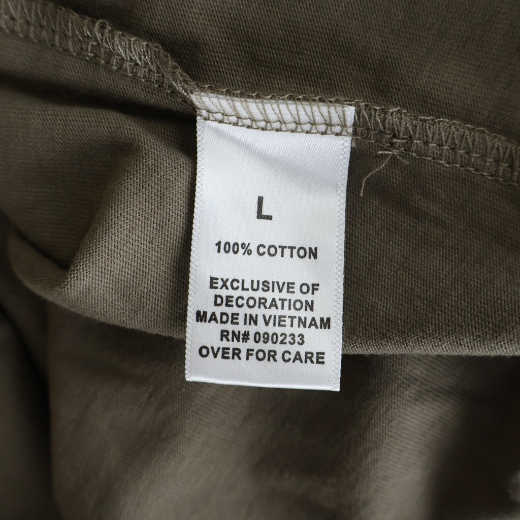 FEAR OF GOD ESSENTIALS(フィアオブゴッド エッセンシャルズ) S/S T-SHIRT バックラバーロゴ 半袖Tシャツ ベージュ