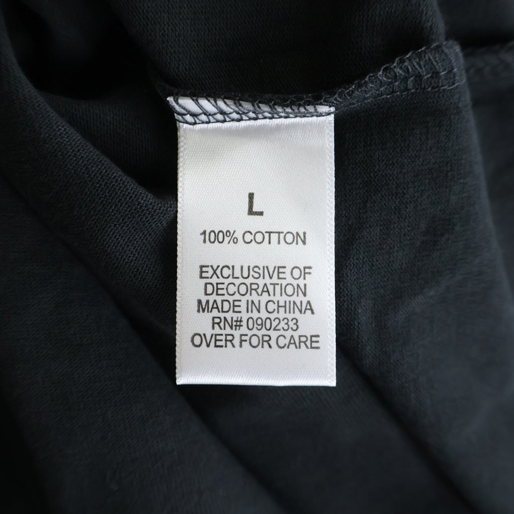 FEAR OF GOD ESSENTIALS(フィアオブゴッド エッセンシャルズ) L/S T-SHIRT バックリフレクターロゴ 長袖Tシャツ ロンT ブラック