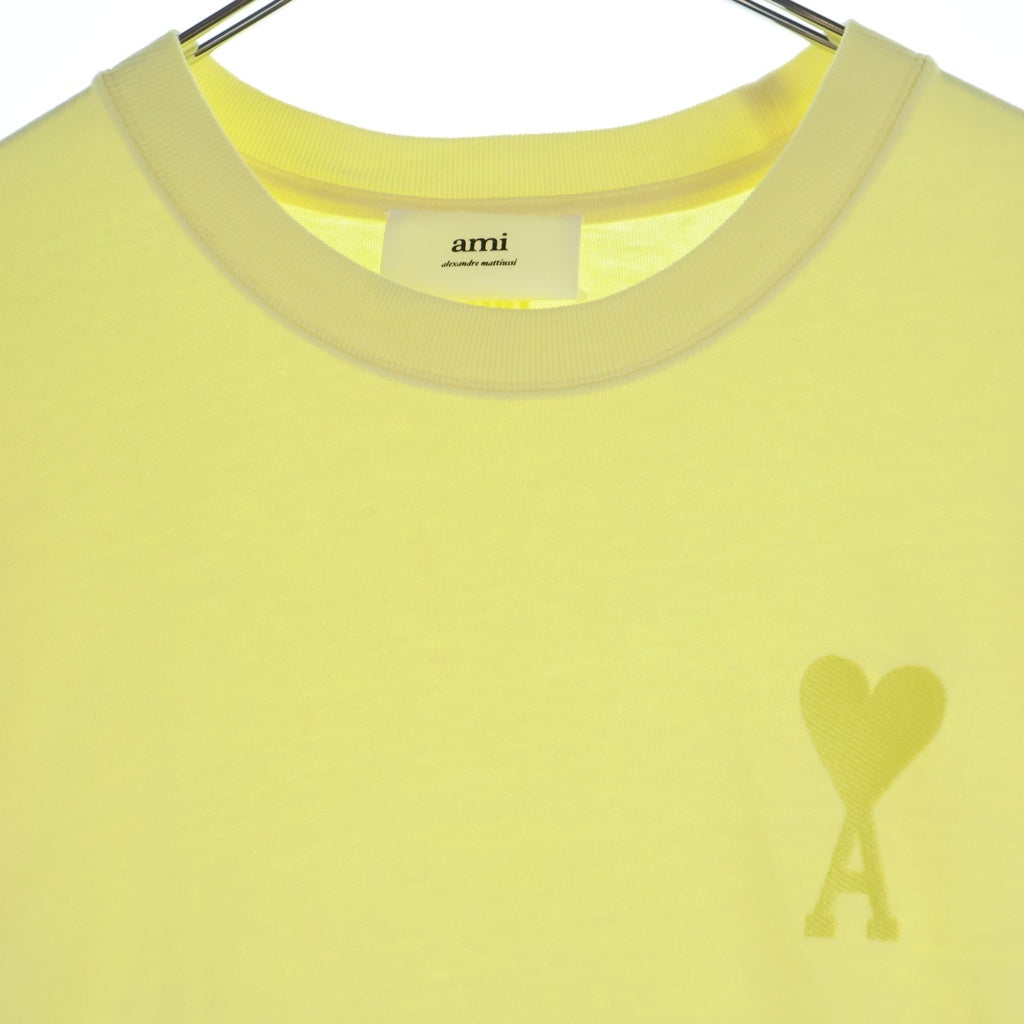 AMI Alexandre Mattiussi(アミアレクサンドルマテュッシ) S/S T-Shirt ハートロゴ刺繍 半袖Tシャツ イエロー E22UTS002.726