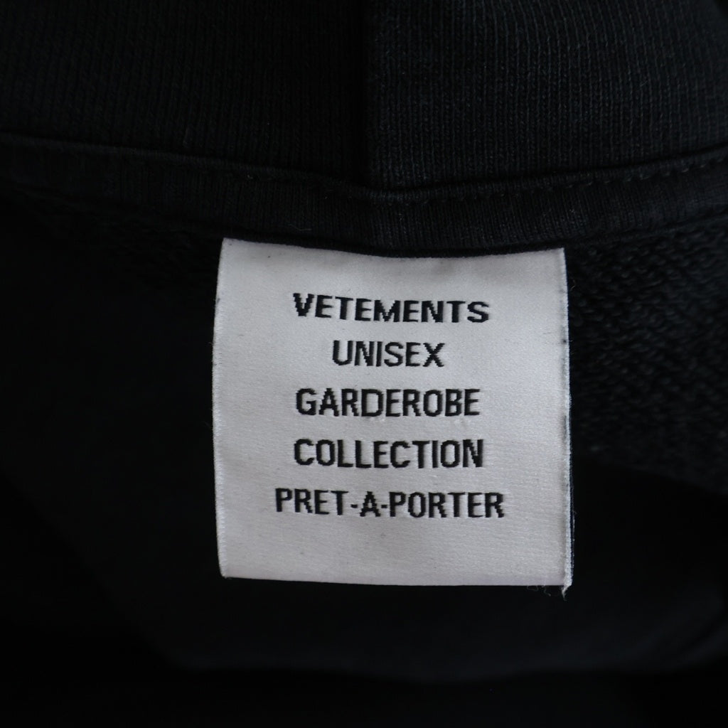 VETEMENTS(ヴェトモン) 21AW WORLD TOUR LOGO HOODIE ワールドツアーロゴフーディ バックプリントスウェットプルオーバーパーカー ブラック UA52TR910W