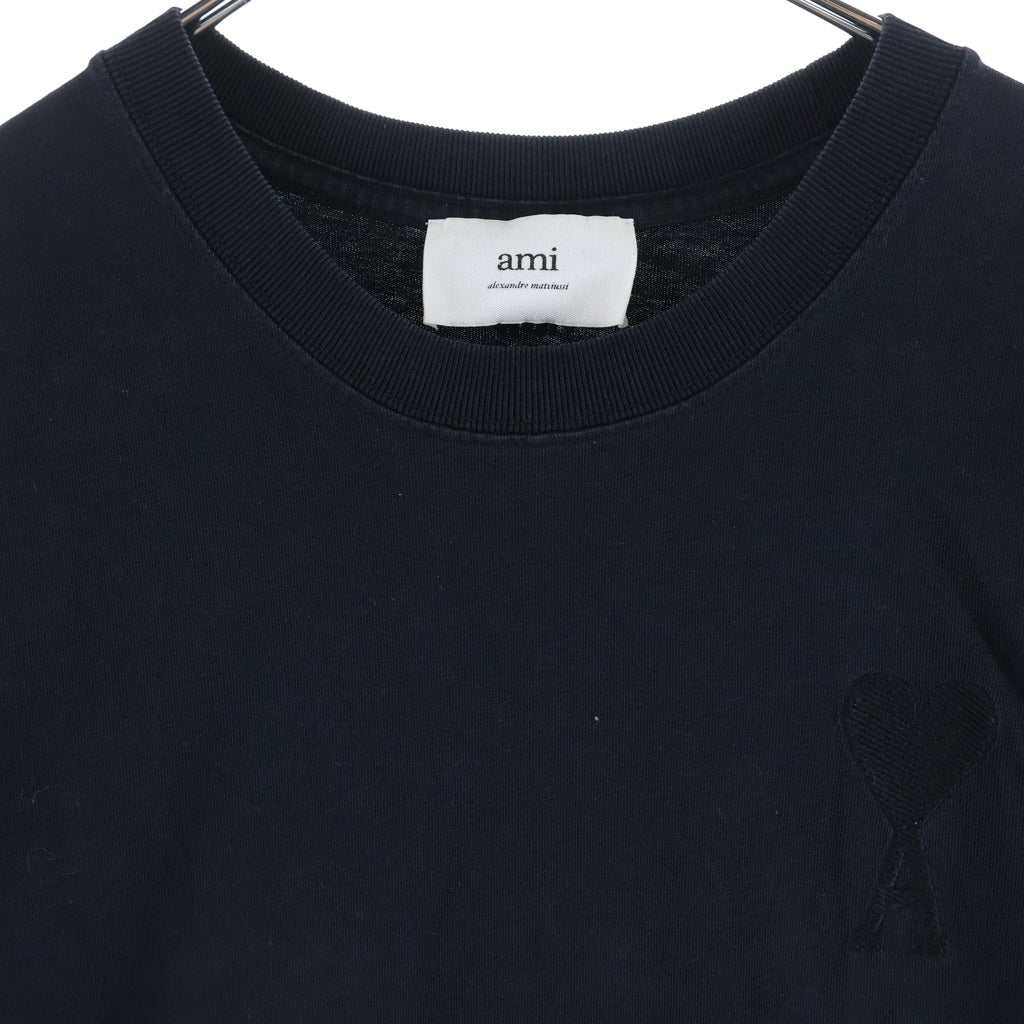 AMI Alexandre Mattiussi(アミアレクサンドルマテュッシ) T-Shirt ハートロゴ刺繍 半袖Tシャツ ブラック E22UTS002.726