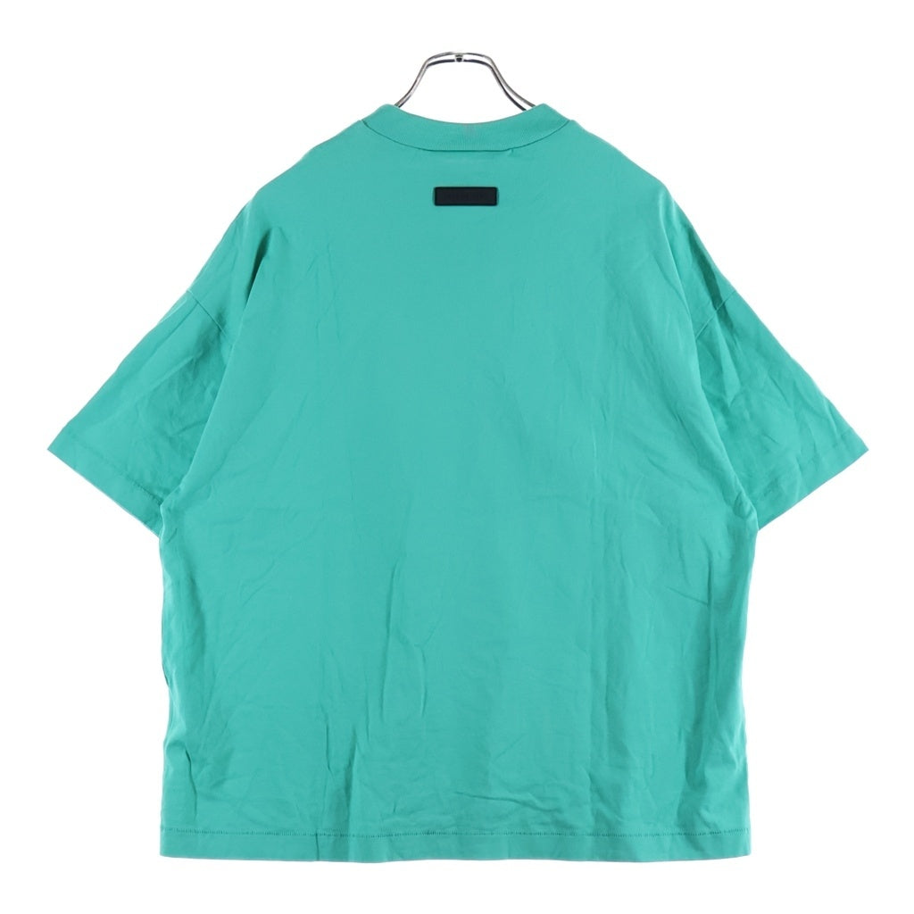 FEAR OF GOD ESSENTIALS(フィアオブゴッド エッセンシャルズ) S/S T-SHIRT ラバーロゴ 半袖Tシャツ グリーン