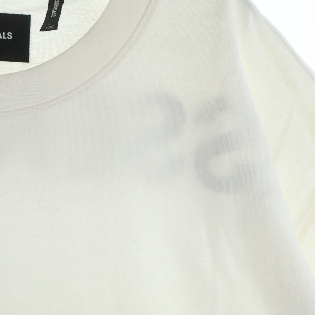 FEAR OF GOD ESSENTIALS(フィアオブゴッド エッセンシャルズ) S/S T-SHIRT バックロゴ 半袖Tシャツ ホワイト