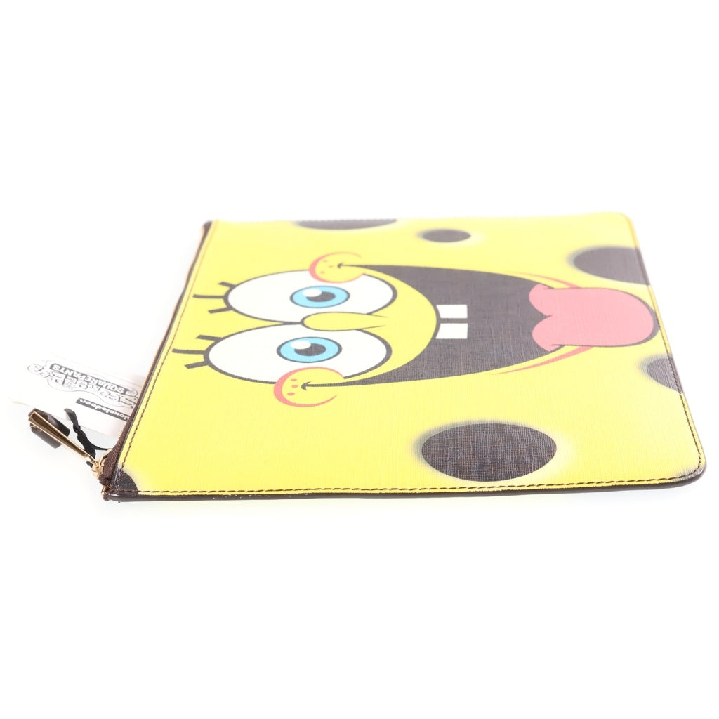 MOSCHINO(モスキーノ) Sponge Bob Clutch Bag スポンジボブ レザークラッチバッグ イエロー