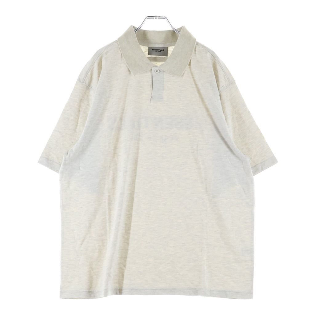FEAR OF GOD ESSENTIALS(フィアオブゴッド エッセンシャルズ) S/S POLO SHIRT ラバーロゴ 半袖ポロシャツ グレー