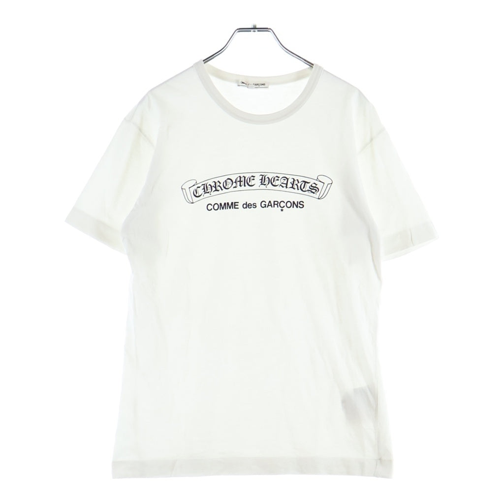 CHROME HEARTS(クロムハーツ) ×COMME des GARCONS コムデギャルソン スクロールラベル プリント半袖Tシャツ カットソー ホワイト