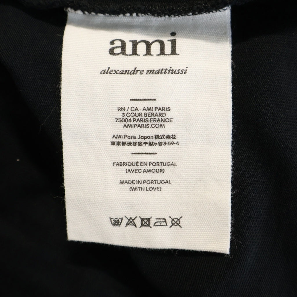 AMI Alexandre Mattiussi(アミアレクサンドルマテュッシ) T-Shirt ロゴ刺繍 半袖Tシャツ ブラック A21FJ128.726