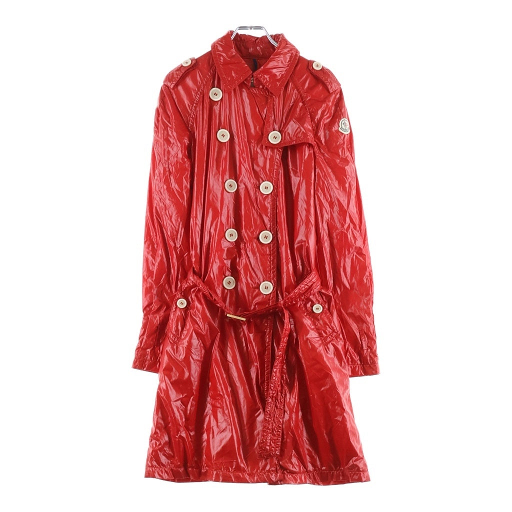 MONCLER(モンクレール) TRENCH COAT ロゴワッペン ダブルブレスト ナイロンロングコート レッド レディース